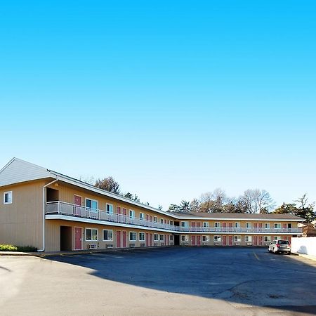 Rodeway Inn West Dodge 奥马哈 外观 照片
