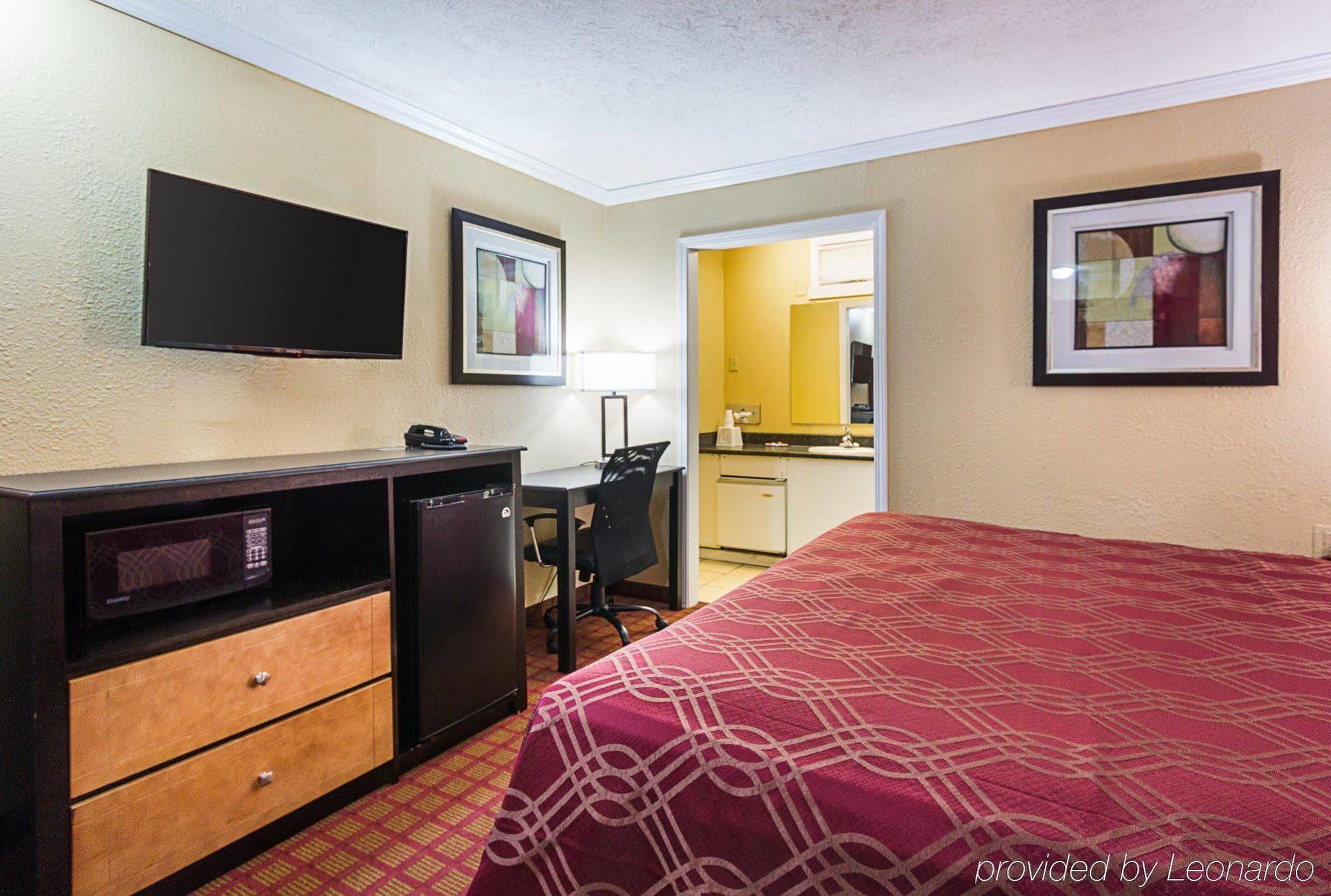 Rodeway Inn West Dodge 奥马哈 外观 照片